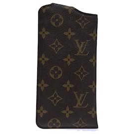 Louis Vuitton-LOUIS VUITTON Monogram Etui Lunette MM Brillenetui M66544 LV Auth 70743-Monogramm