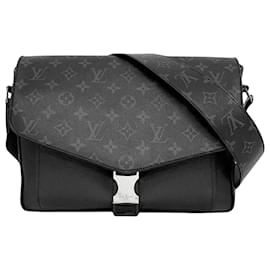 Louis Vuitton-Louis Vuitton Messenger-Preto