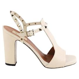 Valentino-Lederabsätze-Beige