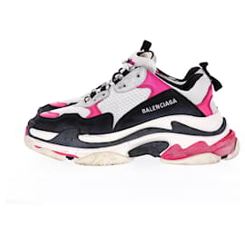 Balenciaga-Balenciaga Triple S Sneakers in Pink Polyester-Pink