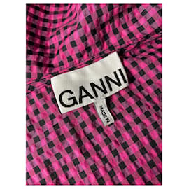 Ganni-Robes-Fuschia