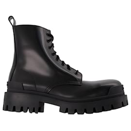Balenciaga-Strike Bootie L20 Ankle Boots in Black Smooth Leather-Black