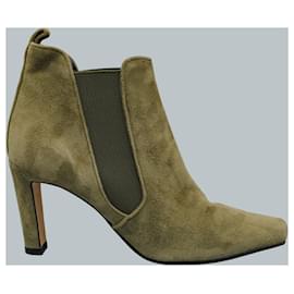 Manolo Blahnik-Stiefel aus Ante Verde-Grün