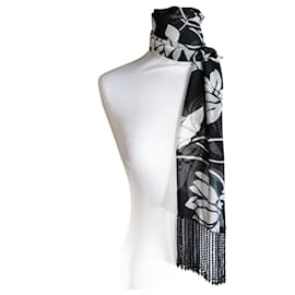 Dolce & Gabbana-Foulard Negro con Flores-Black