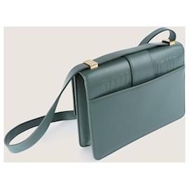 Dior-Montaigne 30 Shoulder Bag-Verde