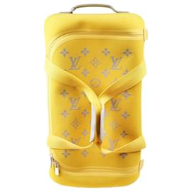 Louis Vuitton-Mala macia Horizon 55-Amarelo