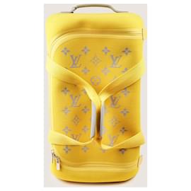 Louis Vuitton-horizon 55 Soft Duffle-Yellow