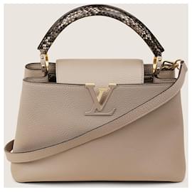 Louis Vuitton-Bolso de mano Capucines MM-Beige