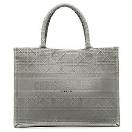 Dior Cannage-Dame Grau