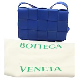 Bottega Veneta-Bottega Veneta Cassette Bag in Blue Lambskin Leather-Blue