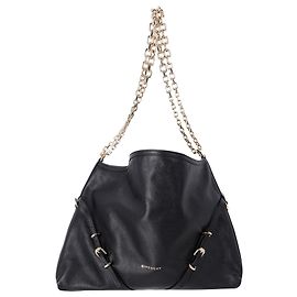 Bolsa com corrente média Voyou da Givenchy em couro de bezerro preto Preto