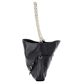 Givenchy-Bolso con cadena Voyou mediano de Givenchy en piel de becerro negra-Negro