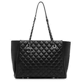 Chanel-Chanel Black CC Charm Quilted Lambskin Leather Tote-Black