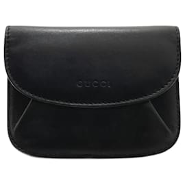 Gucci-Gucci Essential V-Schwarz