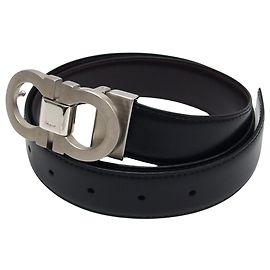 Salvatore Ferragamo Gancini Nero