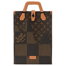 Louis Vuitton-Louis Vuitton Nigo-Marrone