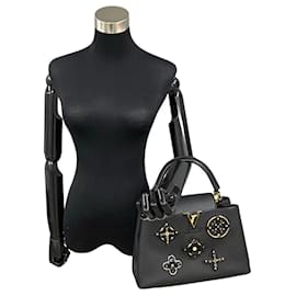 Louis Vuitton-Louis Vuitton Capucines MM Leather Handbag M54663 in excellent condition-Other