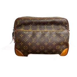 Louis Vuitton-Louis Vuitton Nile Canvas Crossbody Bag M45244 in good condition-Other