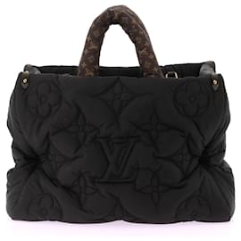 Louis Vuitton-LOUIS VUITTON  Handbags T.  SYNTHETIC-Black