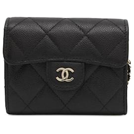 Chanel-Porta carte Chanel nero CC trapuntato con patta caviale su catena-Nero