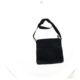 Gucci-Borsa a tracolla Gucci GG in tela nera-Nero