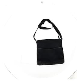Gucci-Gucci GG Crossbody Bag in Black Canvas-Black