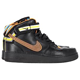 Nike-Nike x Ricardo Tisci Air Force 1 Mid Sneakers in Black Leather-Black