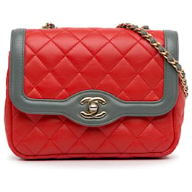 Chanel-Chanel Red Mini aba de pele de cordeiro em dois tons-Vermelho