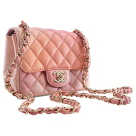 Chanel-Solapa de piel de cordero iridiscente Chanel Pink Mini Square Ombre-Rosa
