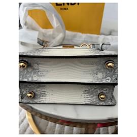 Fendi-Peekaboo ISeeU-White
