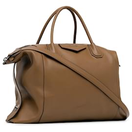 Givenchy-Bolso satchel suave Antigona grande marrón de Givenchy-Castaño