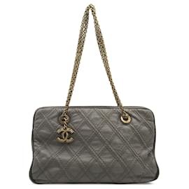 Chanel-Bolso de hombro Chanel CC Triptych de piel de becerro gris-Gris