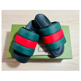 Gucci-Magnificas sandalias Gucci-Negro,Roja,Verde claro