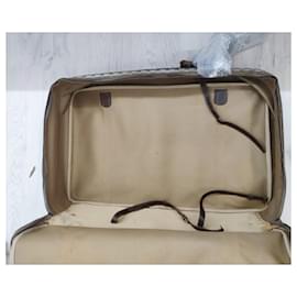 Gucci-Suitcases-Brown