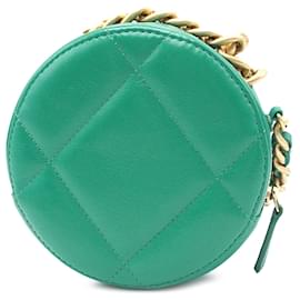 Chanel-Chanel 19 Clutch redonda em pele de cordeiro com corrente verde-Verde