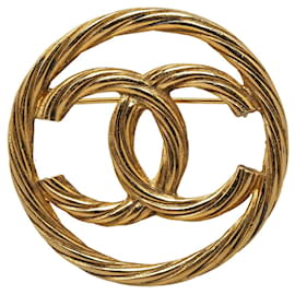 Chanel-Broche Chanel CC Oro-Dorado