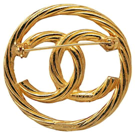 Chanel-Broche Chanel CC Oro-Dorado