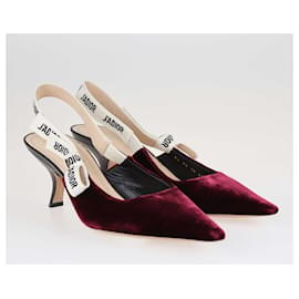 Christian Dior-Christian Dior Burgunderrote J'Adior Slingback-Pumps mit spitzer Spitze-Bordeaux