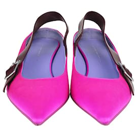 Victoria Beckham-Zapatos de tacón rosa con tira trasera de Victoria Beckham-Rosa