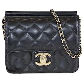 Chanel-Mini bolso con solapa cuadrado clásico acolchado negro de Chanel-Negro