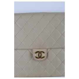 Chanel-Bolsa de ombro atemporal/couro clássico-Bege