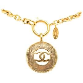Chanel-Chanel CC Halskette mit rundem Anhänger, Metallhalskette in gutem Zustand-Andere