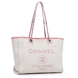 Chanel-Bolso tote mediano de rafia Deauville blanco de Chanel-Blanco