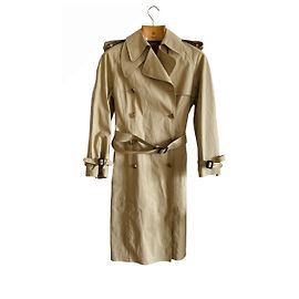 Hermès Impermeable Beige