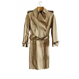 Hermès-Impermeable-Beige