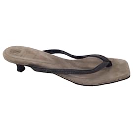 Autre Marque-Brunello Cucinelli Grey Monili Beaded Leather and Suede Thong Sandals-Grey