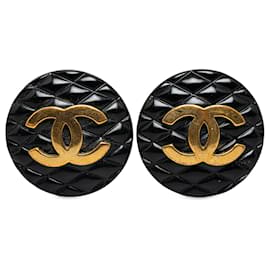 Chanel-Boucles d'oreilles à clip CC matelassées en émail doré Chanel-Doré