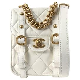 Chanel-Mini bolso satchel City School con solapa de piel de becerro acolchada Chanel blanco-Blanco