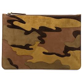 Burberry-Braune Clutch aus Wildleder mit Camouflage-Patchwork von Burberry-Braun