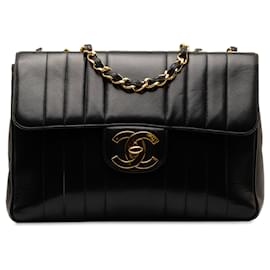 Chanel-Bolso de hombro con solapa única de piel de cordero con edredón vertical gigante Chanel negro-Negro
